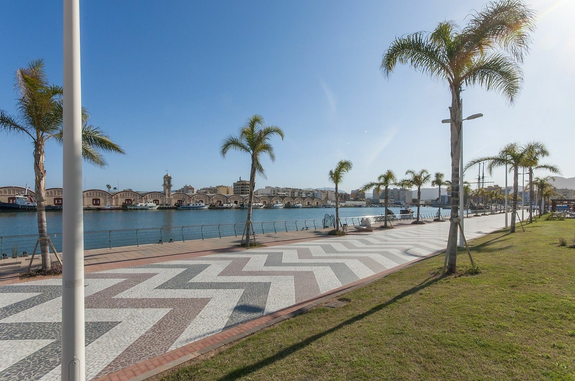 Plumas Apartment Gandia Exterior photo